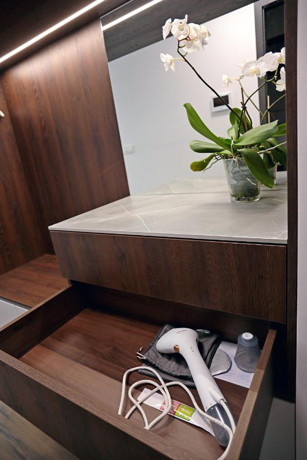 Modern Apartment Near The City Centre Urban Bratislava Buitenkant foto