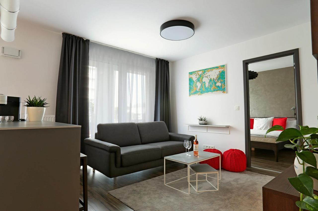 Modern Apartment Near The City Centre Urban Bratislava Buitenkant foto